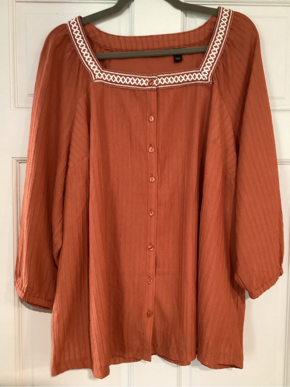 Isaac Mizrahi Rust Button-Front Square-Neck Blouse with White Trim